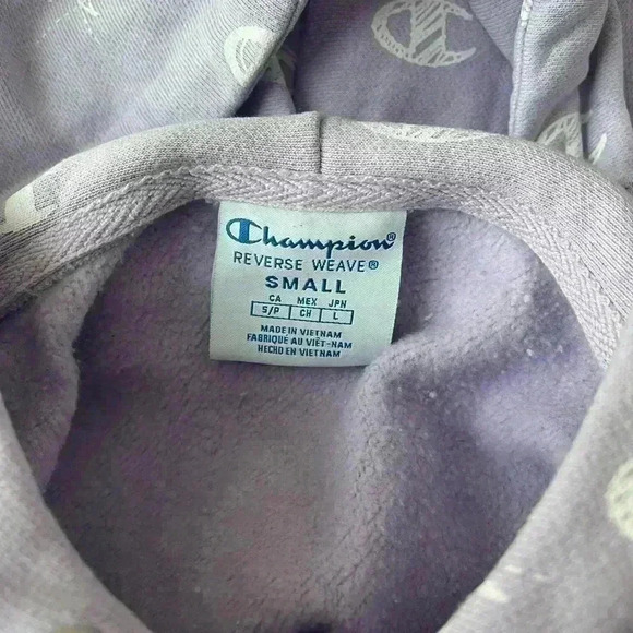 Limited Edition Lilac All Over Print Champion Sweatshirt- Size Small - Picture 7 of 9